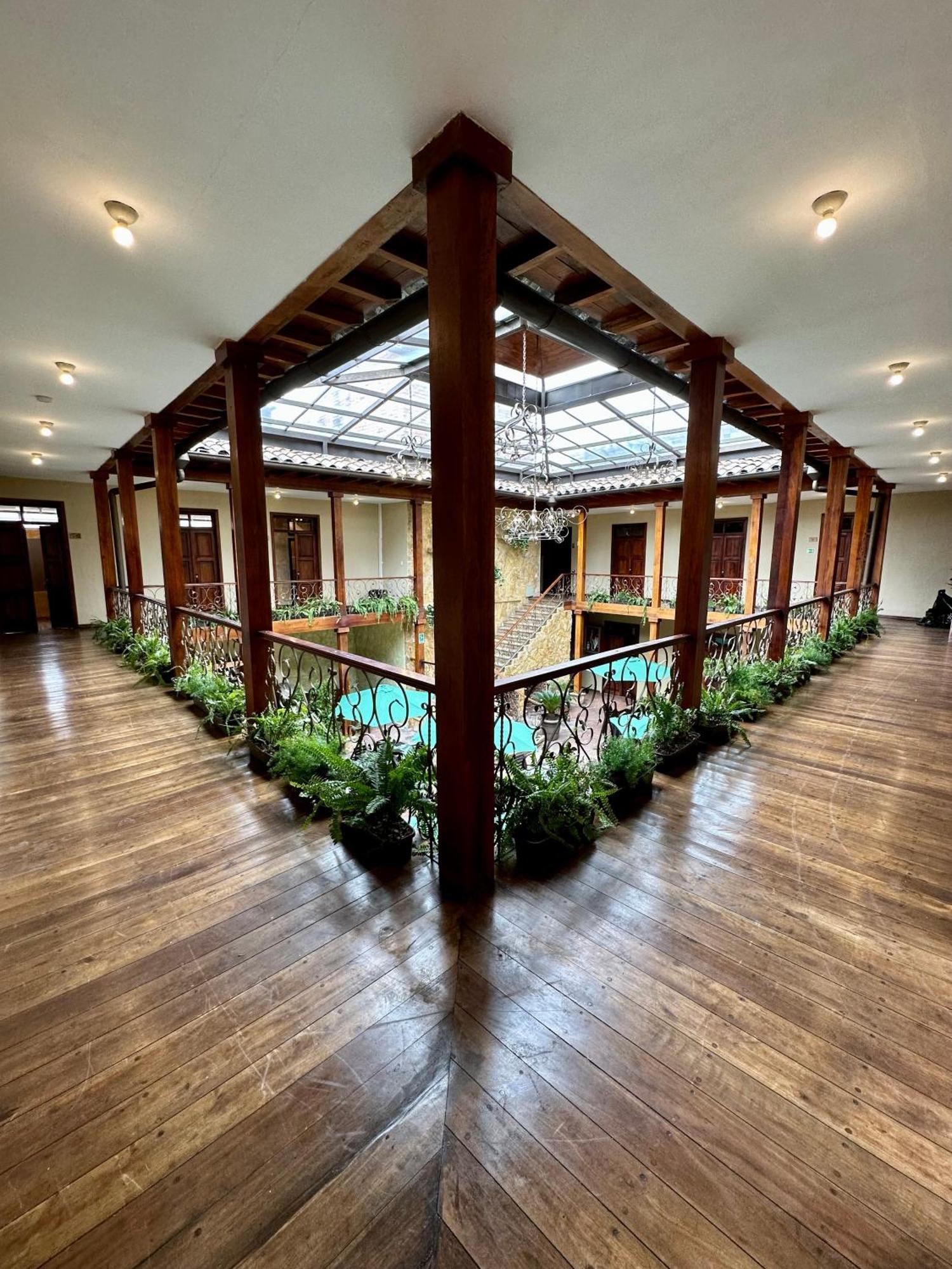 Nass Central Garden Cuenca Exteriér fotografie