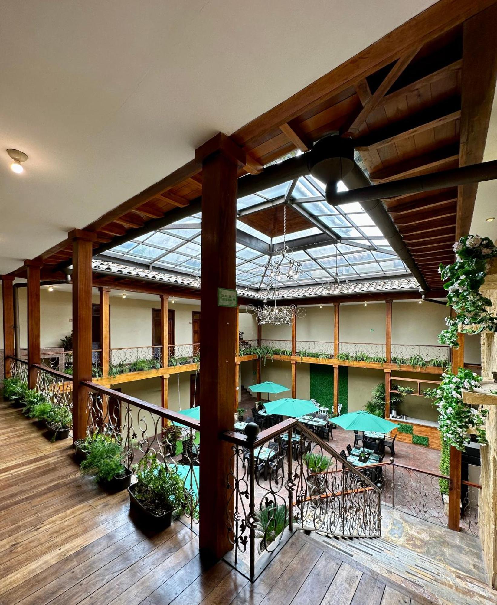 Nass Central Garden Cuenca Exteriér fotografie